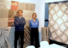 Thijs en Els van den Broucke, de derde generatie binnen het familiebedrijf, presenteren tapijten voor zowel in- als outdoor.